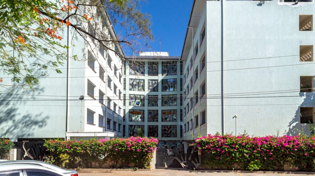  Cowrie Shells Beach Apartments